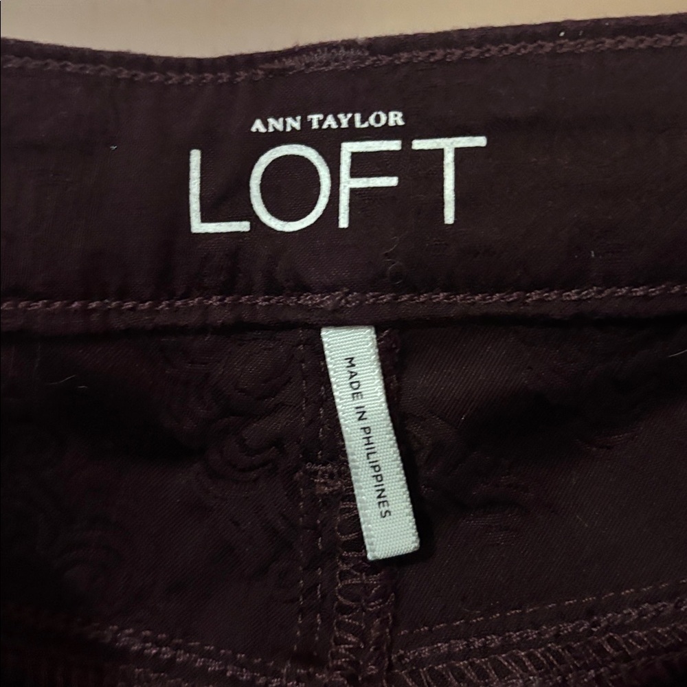 LOFT Women's Dark Jeans - Picture 3 of 5